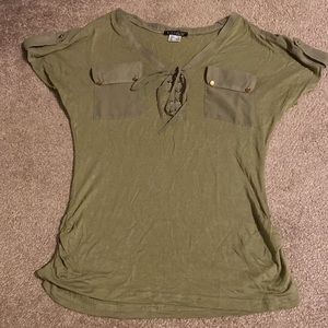Venus small olive green tee